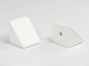 Уголки пластмассовые, белые
